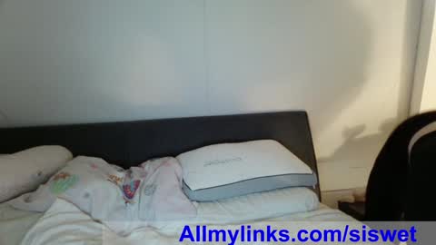 Elise online show from December 5, 2025, 1:09 pm