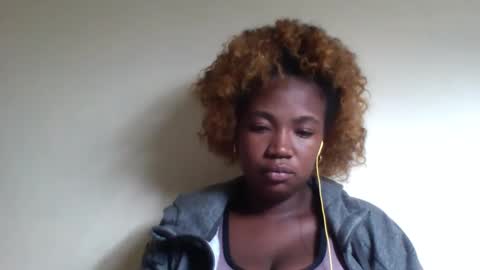 sisyh697532 online show from May 13, 2026, 9:00 pm