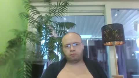 sixten113 online show from February 13, 2026, 8:10 am