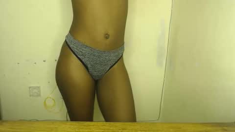sizzly_ass online show from March 6, 2026, 12:34 pm
