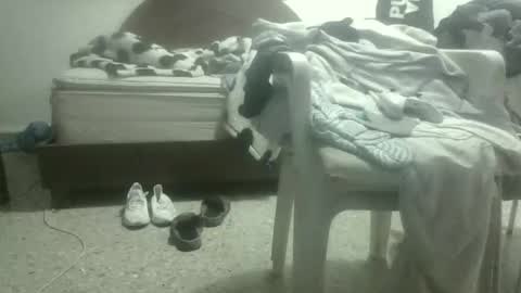 Snapshot of skanky_little_dolls chatting on January 9, 2026, 1:41 am skanky_little_dolls online show from January 9, 2026, 1:41 am