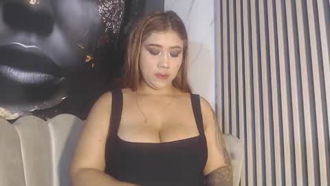 Skarleth villa online show from January 18, 2026, 1:53 am