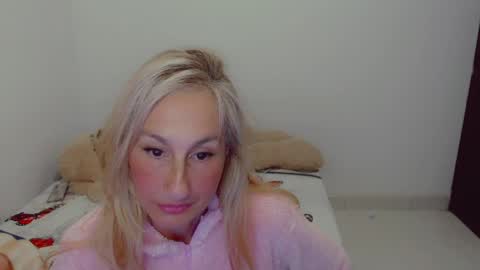 Arlett online show from May 18, 2026, 12:55 pm