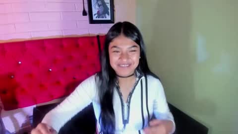 Snapshot of skarlettkray chatting on March 8, 2025, 6:05 pm Skarlet online show from March 8, 2025, 6:05 pm