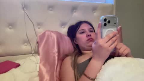 skiimaskabby online show from February 11, 2026, 6:51 am