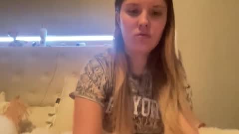 skiimaskabby online show from March 12, 2026, 4:18 am