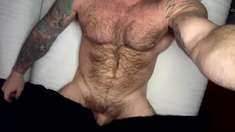 Snapshot of skimaskedbeef chatting on February 15, 2025, 1:27 pm BEEF online show from February 15, 2025, 1:27 pm