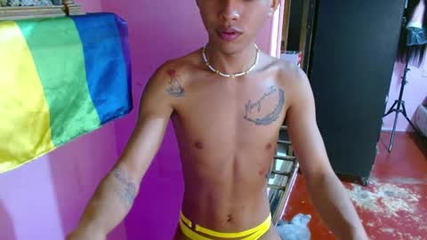 skinny1hugecock27 online show from April 7, 2026, 2:06 pm