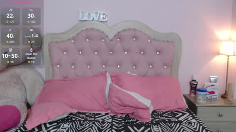 Hailey online show from April 8, 2026, 11:32 am