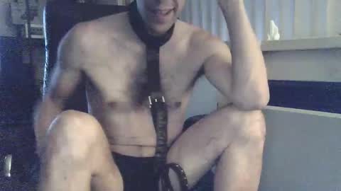 Snapshot of skinnyboy43 chatting on November 1, 2025, 4:36 am skinnyboy43 online show from November 1, 2025, 4:36 am