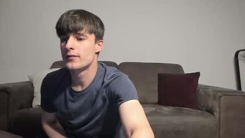 skinnyguywithbigd online show from April 22, 2026, 11:50 pm