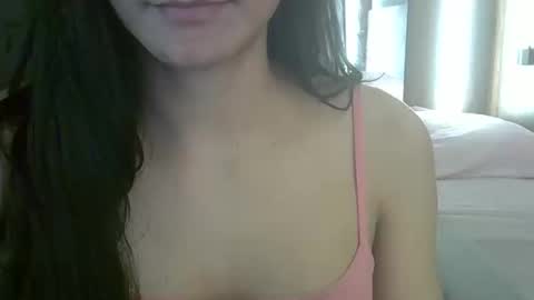 Snapshot of skinnykittencam chatting on April 6, 2026, 9:49 pm skinnykittencam online show from April 6, 2026, 9:49 pm