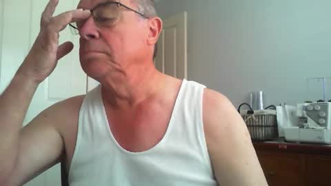 Snapshot of skipper1970 chatting on January 18, 2026, 1:31 am Skipper1970 online show from January 18, 2026, 1:31 am