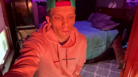 Snapshot of skittles933 chatting on January 31, 2025, 3:22 pm Skittles online show from January 31, 2025, 3:22 pm