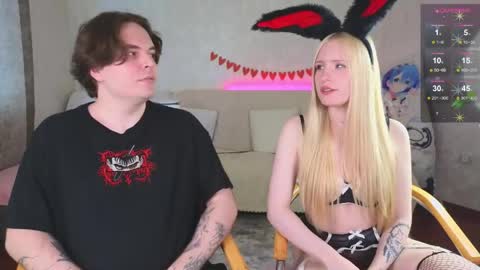 Ethan and Mona online show from June 5, 2026, 12:33 pm