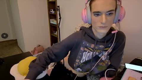 Gem online show from November 29, 2025, 6:33 pm