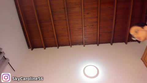 Snapshot of sky_caroline chatting on February 26, 2025, 1:00 am Sky Caroline online show from February 26, 2025, 1:00 am