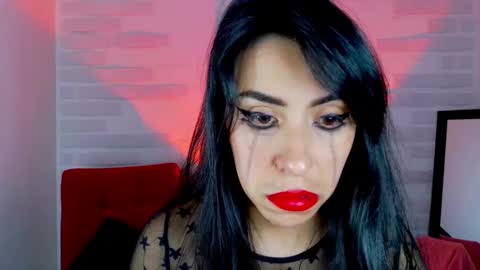 Snapshot of sky_girl1 chatting on December 4, 2024, 3:59 am Mile online show from December 4, 2024, 3:59 am