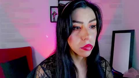 Snapshot of sky_girl1 chatting on October 15, 2025, 11:27 pm Mile online show from October 15, 2025, 11:27 pm