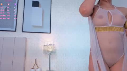 sky_johnson_ online show from February 4, 2026, 7:09 pm