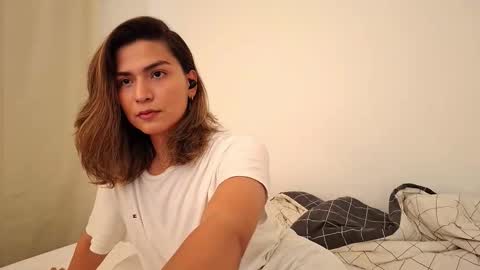 Vi online show from November 26, 2025, 3:35 pm