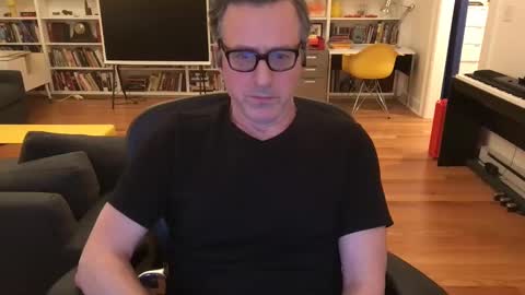 Snapshot of skyline3371 chatting on February 18, 2025, 5:42 am Skyline3371 online show from February 18, 2025, 5:42 am