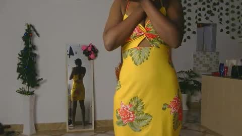 Bella online show from February 10, 2026, 11:09 pm