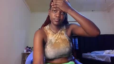 Snapshot of sleek_ass chatting on September 22, 2025, 10:06 am sleek_ass online show from September 22, 2025, 10:06 am