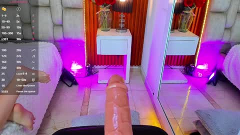 Whitnet  online show from April 4, 2026, 8:39 pm