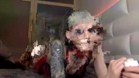 sleeperly online show from September 9, 2025, 2:05 pm