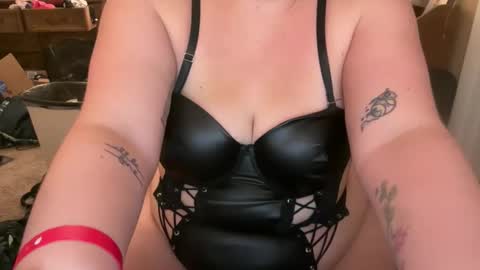 sleepyangel222 online show from October 19, 2025, 7:09 am