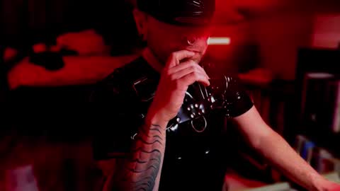 Slick online show from January 7, 2026, 12:46 am