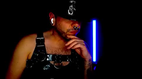 Slick online show from January 12, 2026, 5:34 am