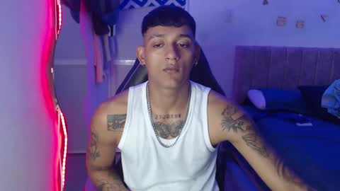 slim_master12 online show from February 26, 2025, 4:14 am