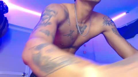 slim_master12 online show from February 28, 2025, 12:10 am