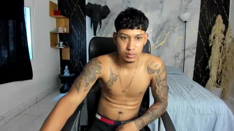 slim_master12 online show from May 31, 2026, 6:04 pm