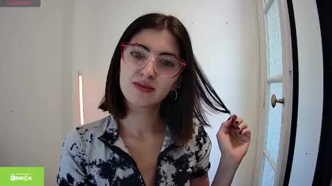 Snapshot of slimbaby69 chatting on December 11, 2024, 1:49 pm Ivi online show from December 11, 2024, 1:49 pm