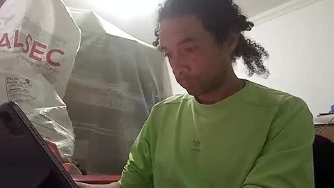 Slimboyxxx online show from February 7, 2025, 5:52 am