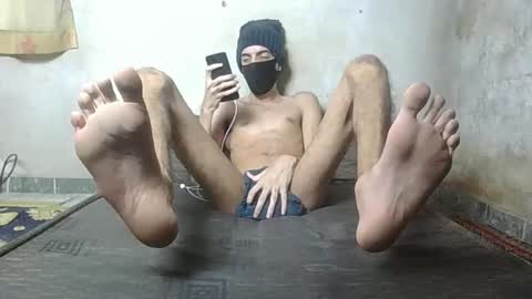 slimdestroyer online show from March 5, 2025, 2:12 pm