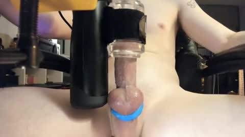 Slimguerrilla online show from November 8, 2025, 3:45 pm