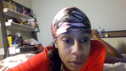 Snapshot of slimmmgooodiexoxo chatting on December 18, 2024, 3:00 pm slimmmgooodiexoxo online show from December 18, 2024, 3:00 pm