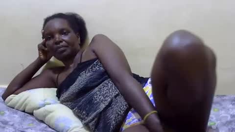 slimmygal online show from February 3, 2025, 5:29 am