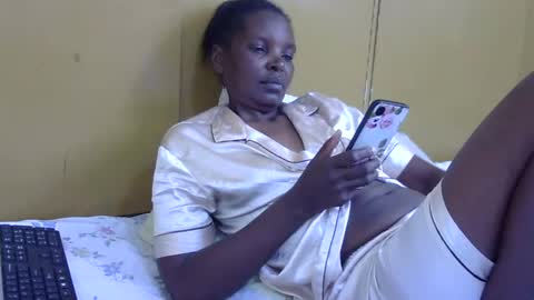 slimmygal online show from March 2, 2025, 10:14 am