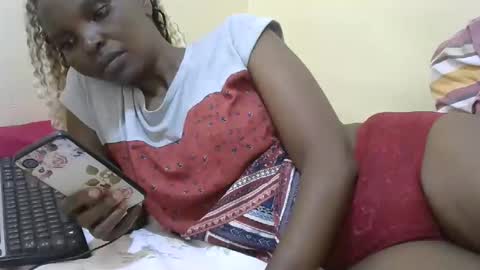 slimmygal online show from September 16, 2025, 6:36 am