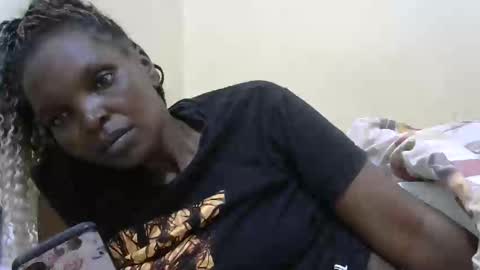 slimmygal online show from October 1, 2025, 4:40 am