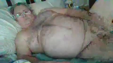 slippery_duck online show from March 2, 2025, 1:49 pm