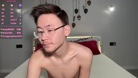 Snapshot of slola_li chatting on February 27, 2026, 2:33 am Lola and Li - online show from February 27, 2026, 2:33 am