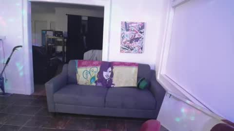 slomoblendz online show from March 12, 2025, 4:19 am