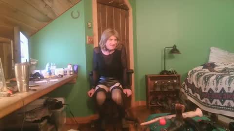 Snapshot of slutjennifertransxx chatting on October 24, 2025, 2:41 am slutjennifertransxx online show from October 24, 2025, 2:41 am