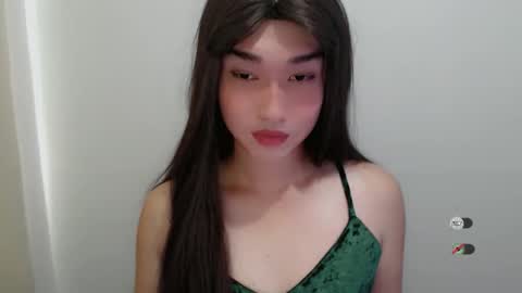 Snapshot of slutty_francine chatting on November 29, 2025, 6:05 am FRANCINE online show from November 29, 2025, 6:05 am